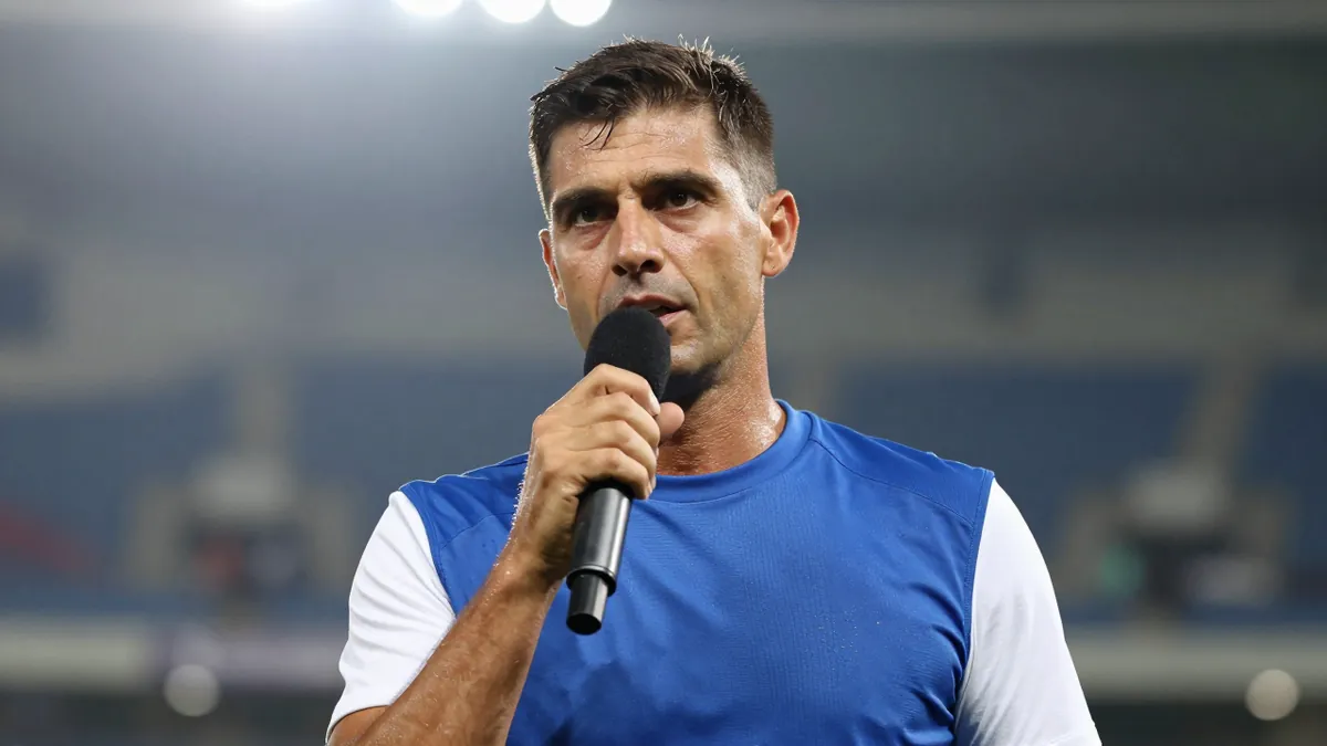 Sheffield Wednesday's Henrik Pedersen Issues Update on Reece James