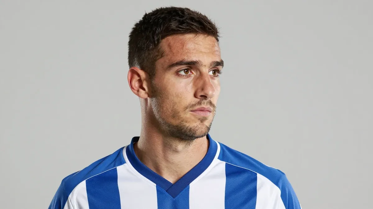 Sheffield Wednesday are reportedly interested in signing experienced forward Elliot Lee on a free transfer after his...