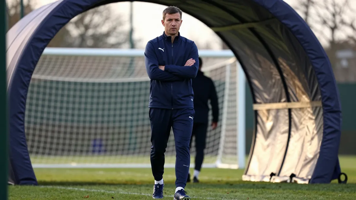 Sheffield Wednesday head coach Henrik Pedersen says he respects fan frustrations over recent home draws but insists the...